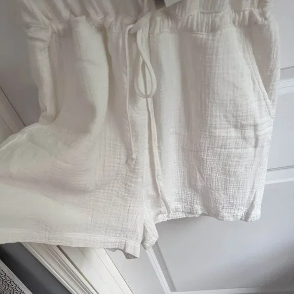 NWT Rails Romper - Picture 5 of 9